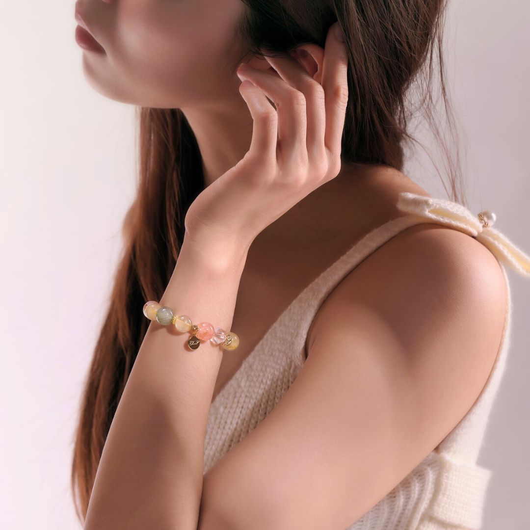 🆕【歲月舞曲】綠髮晶。金髮晶。紅膠花(深色款)。切面白水晶