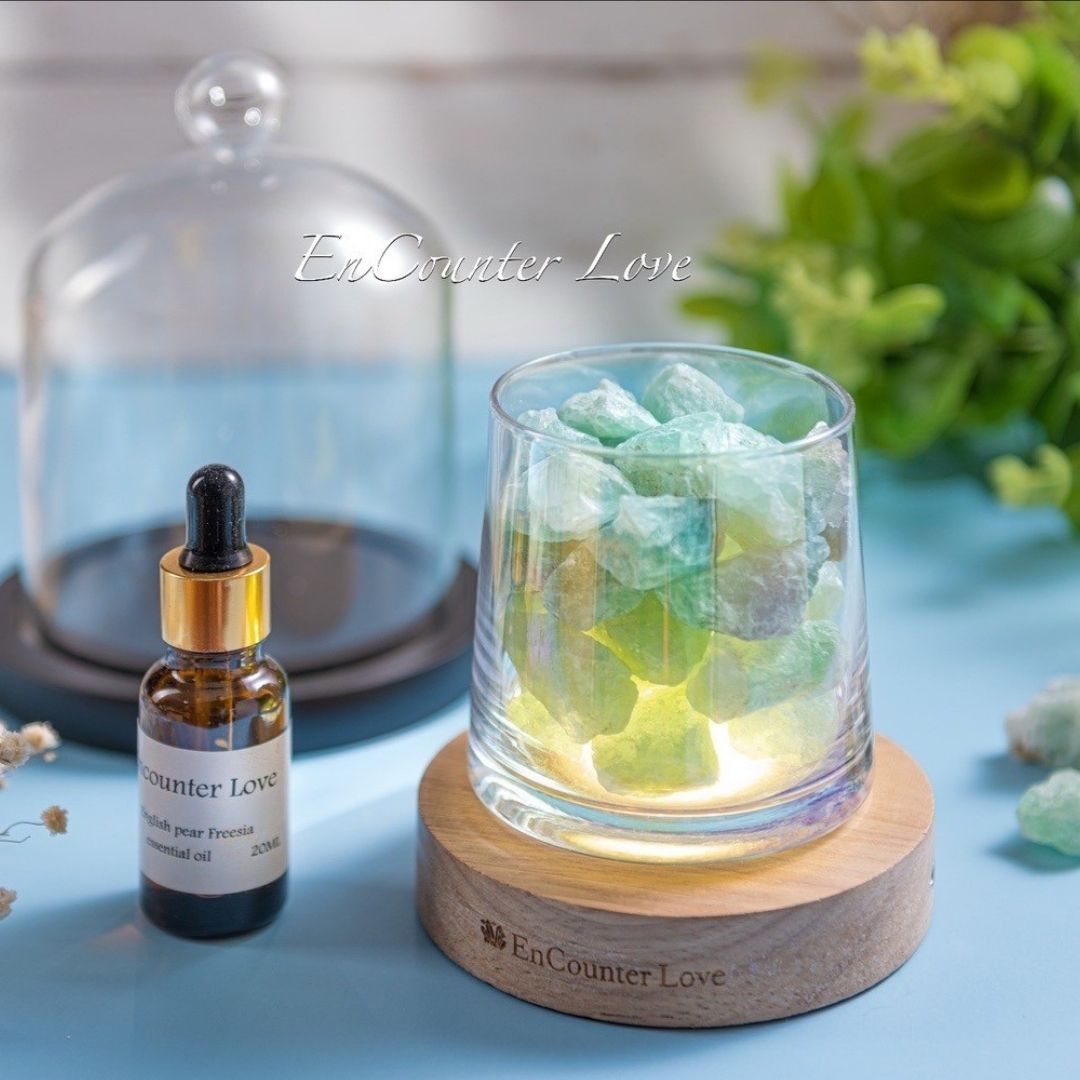 綠瑩石|事業人緣之石 贈擴香精油 20ml