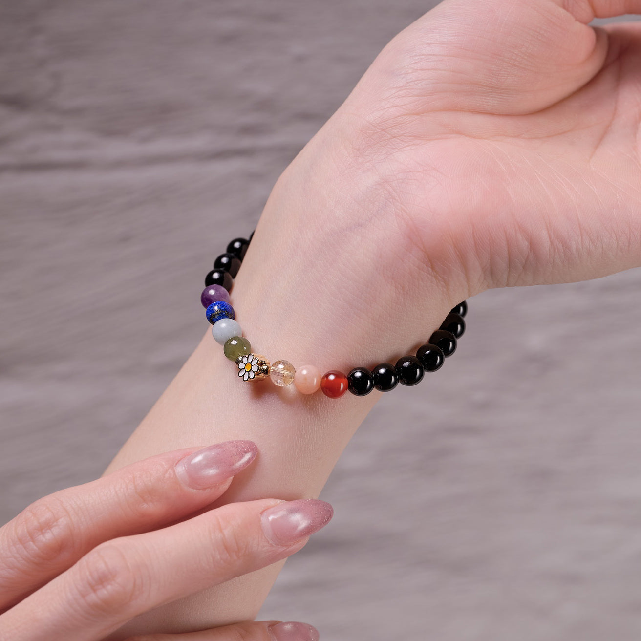 【七脈輪｜彩虹雛菊】七脈輪 彩色 黑瑪瑙 水晶手鍊（3尺寸可選）