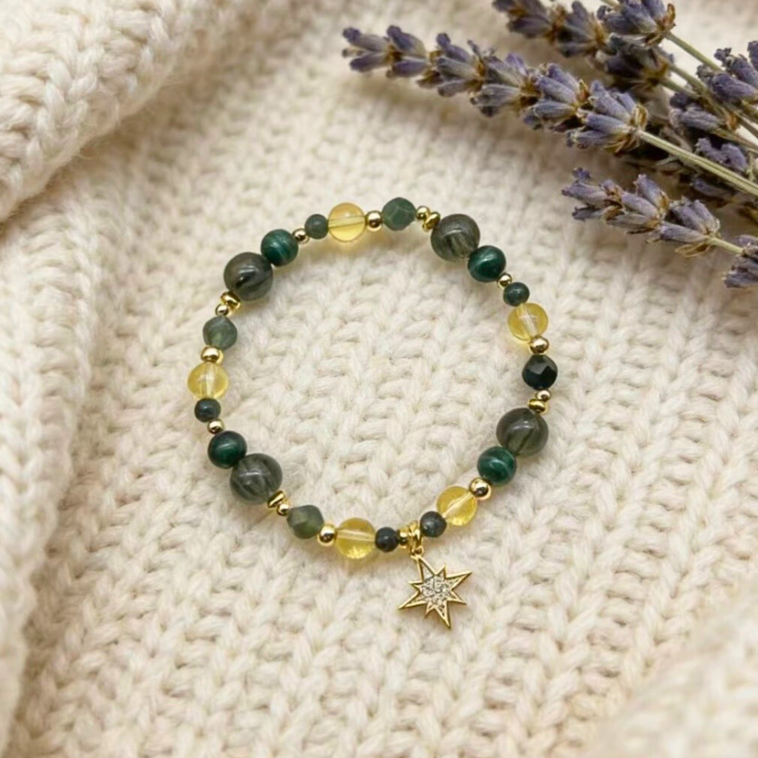 【森精靈】綠髮晶（偏深色祖母綠）。黃水晶。孔雀石。黃瑪瑙。綠瑪瑙